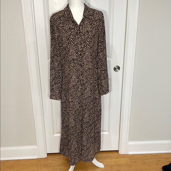 Spense Dresses & Skirts - Spense Animal Print Shirt Midi Dress Size 14 Long Sleeve Brown Tan Button Up
